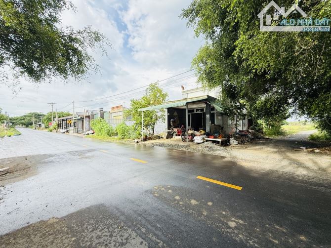 🔥 ĐẤT MẶT TIỀN – ĐỨC HOÀ – DT: 343m2 ( 11 X 34 ) - ĐẤT Ở - SỔ HỒNG VUÔNG VỨC- CHỈ 2.9TỶ - 1