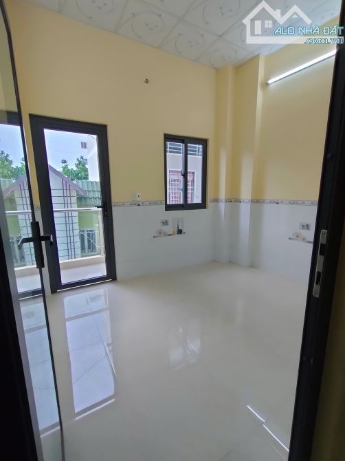 CHO THUÊ NHÀ TRỆT LẦU CÁCH MẠC THIÊN TÍCH 100M - 1