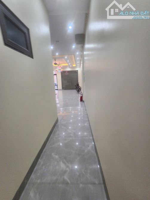 Bán khách sạn 6 Tầng Lý Đạo Thành Dt 110m2, mt 5,5m, giá 22 tỷ, đang có dòng tiền - 1