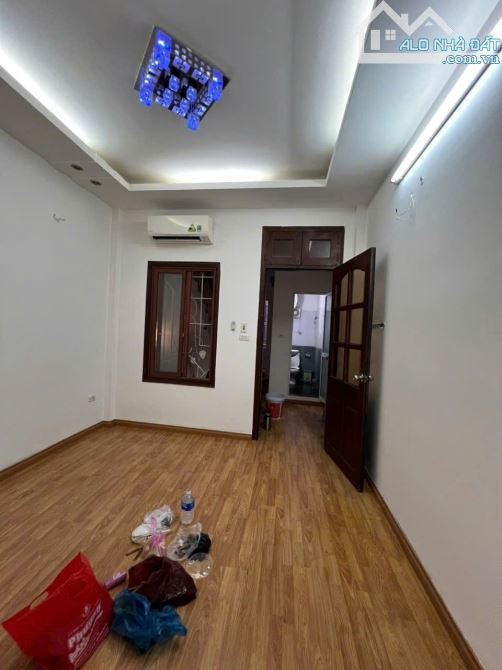 Bán nhà Thịnh Quang lõi Đống Đa, 27/30m2, 5 tầng, MT3.5m, giá 6.4 tỷ - 1