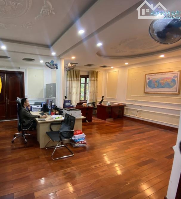 BÁN NHÀ PHÂN LÔ, THIÊN HIỀN, VỈA HÈ, LÔ GÓC, Ô TÔ TRÁNH, KINH DOANH, 136M, 43.5 tỷ - 1
