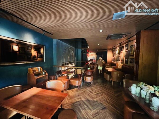 NHÀ MẶT PHỐ PHÙNG HƯNG hơn 100m2 - Dòng tiền 150 triệu/ tháng Vị trí đẹp- KD SẦM UẤT - 1