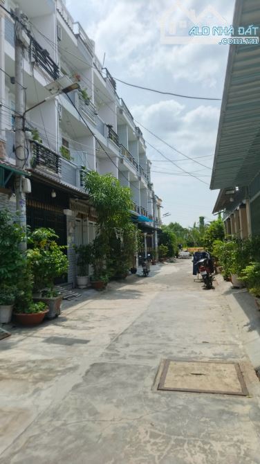 Bán 170m2 đất ở - Gần Lê Văn Lương Nhà Bè - Giá tốt - Hẻm xe tải - 1