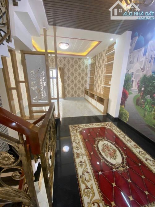 Bán nhà CC sau căn MT Quang Trung, gần Emart Phan Huy Ích, 4,2x15m, 5tấm, HXH 6m, 8.9tỷ - 1