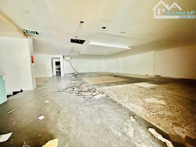 🔜💥Cho thuê nhà 2 tầng mặt tiền Nguyễn Văn Linh, Hải Châu (Ngang 15,6m) - 1