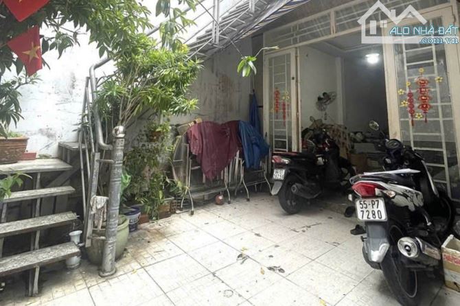 Bán nhà hẻm Nguyễn Háo Vĩnh, Tân Phú, 106 m² (4m x 27m) - Giá 6.8 tỷ TL - 1