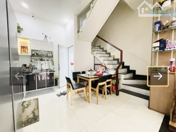 Q7, NHÀ 4TẦNG - CĂN GÓC - 4PN - 68m2 - 8TỶ8. - 1