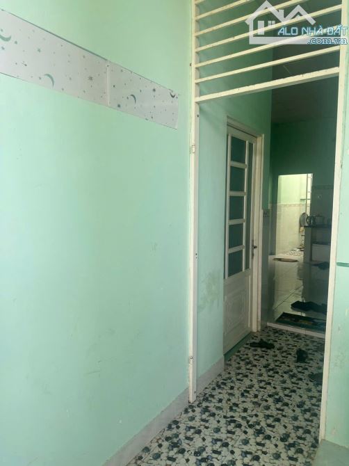 Bán nhà c4 mặt tiền bê tông 4m 152m2 thổ cư tiến lợi chỉ 1ty050 - 1