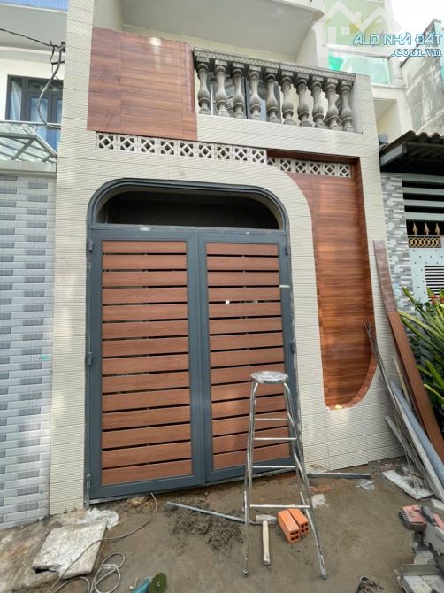 Bán nhà mới Phường Bình Đông 70m2 nở hậu giá 6 Tỷ. Gần Khu ẩm thực Bông Sao - 1