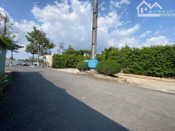 Biệt thự 220m2 Trung Dũng cũ ( Trấn Biên mới) sổ riêng giá bèo 8,3 tỷ ngang 9m gần Ga - 1