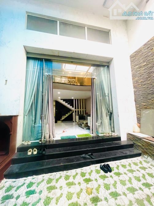 Nguyễn Xí bình Thạnh 176/143m2 5 tầng giá chỉ 34.x tỷ - 1