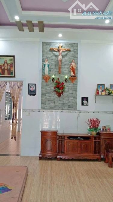 bán gấp căn nhà ở Xuân Thới Thượng-Hóc Môn, DT 85m2, giá 790 triệu. SHR. - 1