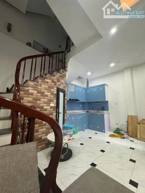 Bán nhà mới 5 tầng ở Nguyễn Khang 5 tầng, 2 thoáng đẹp như ảnh, sổ cất két - 1