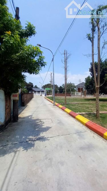 100m2 đất siêu đẹp gần QL21 mở rộng và CNC và FPT Hoà Lạc - 1