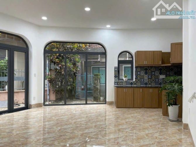 🏡CẦN BÁN NHANH NHÀ 2 TẦNG,GÓC 2 MẶT THOÁNG MỚI-TRẦN CAO VÂN-THIẾT KẾ ĐẸP - 1