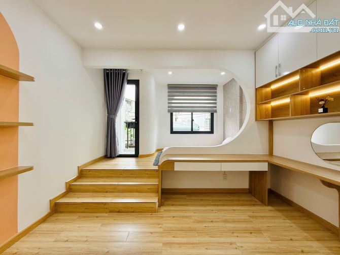 Gò vấp đường số 8 nhà 1 sẹc 3 lầu có 4 PN, 2 sân thượng chỉ 6,85 tỷ - 1