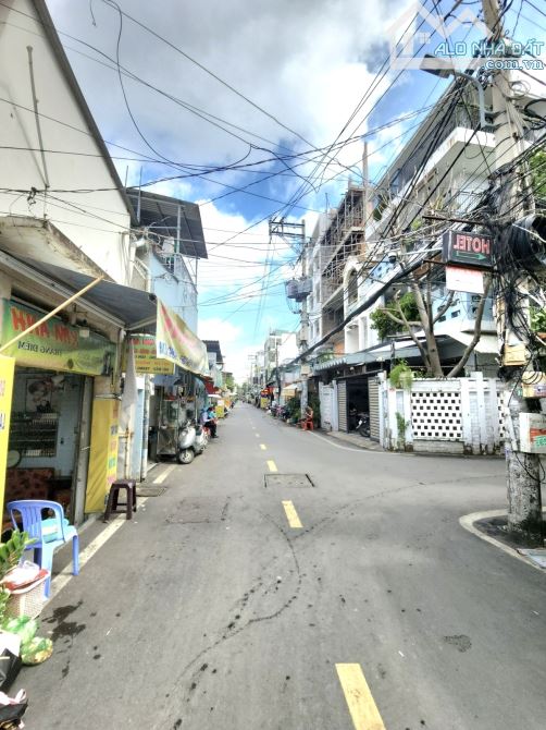 HẺM XE HƠI TRÁNH – NHÀ ĐẸP NGUYỄN THỊ THẬP, QUẬN 7 – GIÁ CHỈ 8 TỶ NHỈNH - 1