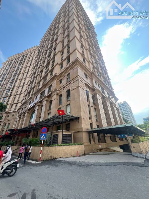 Căn hộ cao cấp Tân Hoàng Minh-36 Hoàng Cầu, tầng đẹp view Hồ, 114m2, full nội thất cao cấp - 1