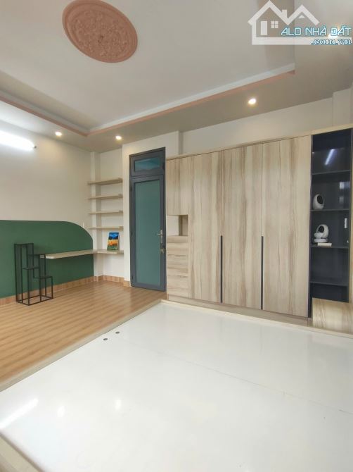 BÁN NHÀ 3 TẦNG NGANG 5 TCH QUẬN 12 3PN ĐƯỜNG NHỰA 5M GIÁ 4.8 TỶ. - 1