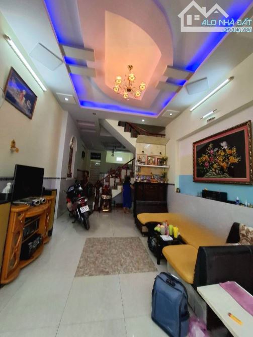 A078 - LÊ VĂN QUỚI - HẺM XE HƠI- NHÀ ĐẸP 4 TẦNG, 4X15M, CHỈ  6 TỶ X - 1