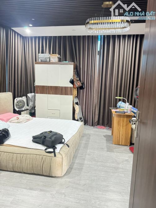 💰 TÀI SẢN VÀNG QUẬN CẦU GIẤY – 100M² ĐẤT + NHÀ 4 TẦNG – PHÁP LÝ CHUẨN - 1