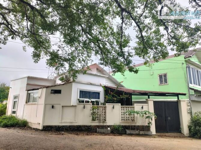 Bán lô đất giá rẻ Trung Tâm Dương Đông - 1