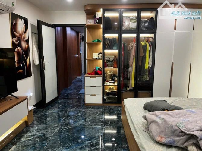 BÁN NHÀ MẶT PHỐ ĐƯỜNG 10M5 SẴN NHÀ 3 TẦNG FULL NỘI THẤT ĐẸP CHỈ 20 TỶ - 1