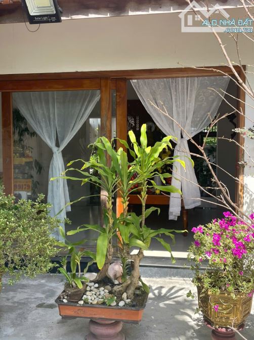 Cần bán gấp căn biệt thự xinh đẹp 647m2 tại Vĩnh Hiệp, Nha Trang, Khánh Hòa - 1