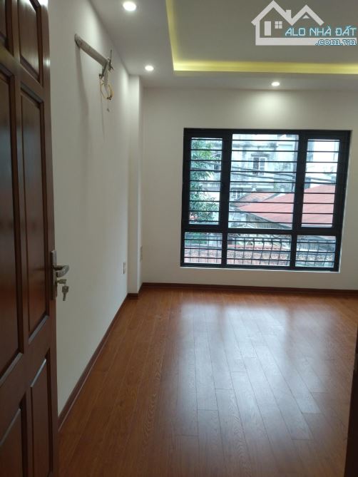 Cần bán nhà phố Đại Từ 50m xây 6 tầng, thang máy, ô tô đỗ cửa chỉ 11.7 tỷ - 1
