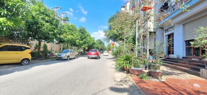 🔥🔥CHỈ HƠN 4 TỶ - ĐẤT ĐẸP - Ô TÔ ĐỖ CỬA - NGÕ THÔNG TỨ TUNG - SÁT TP THÔNG MINH - GẦN CẦU - 1