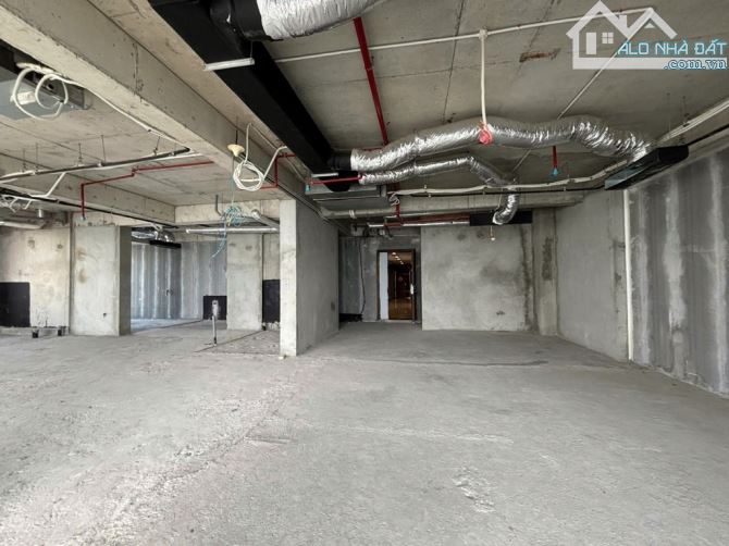 SUN GRAND – LÔ GÓC – VIEW HỒ TÂY - 2 BAN CÔNG – 172M² – 37 TỶ (BTH305028) - 1
