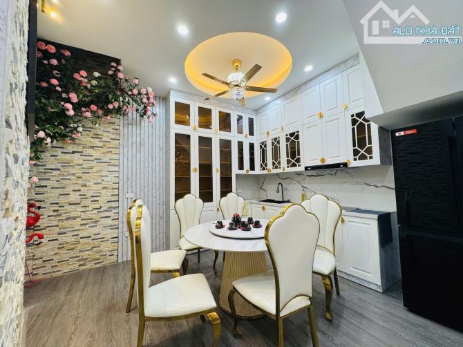 Bán nhà đẹp Phú Diễn – 37m² x 5 tầng, giá chỉ hơn 6 tỷ - 1