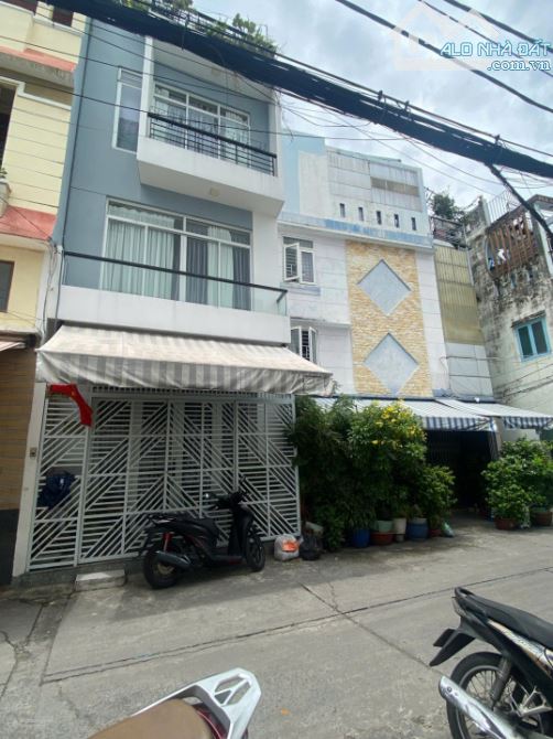 Khu nhà VIP Đinh Tiên Hoàng-BThanh-40m2-4 tầng-4x10m-Hẻm xe hơi-Nhỉnh 5 Tỷ - 1