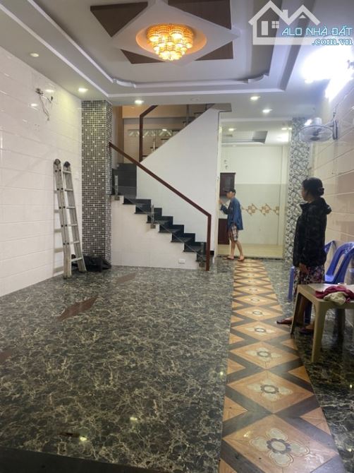 🏡 Mặt tiền Quận 10 – gần chợ thuốc tây – nhà nở hậu tài lộc Mã căn: NTK-25.8-617 - 1