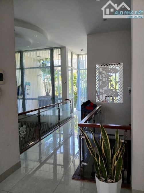 BIỆT THỰ 2 TẦNG, CÁCH BIỂN MÂN THÁI 150m, OTO ĐẬU CỬA - VÕ DUY NINH 158 6*25 CHỈ 9.x tỷ - 1