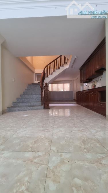 PHÂN LÔ Kiến Hưng VỈA HÈ Ô TÔ TRÁNH - KINH DOANH VĂN PHÒNG TỐT - 1