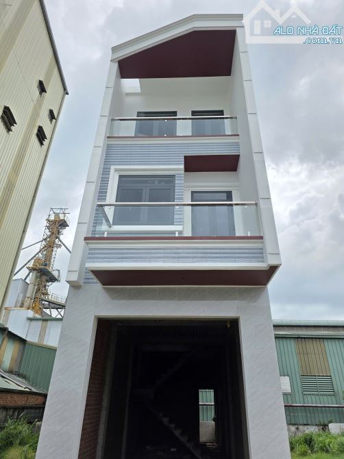 Bán nhà gần vòng xoay An Phú, p.An Phú, Tp.Thuận An chỉ 3,55 tỷ TL M7477 - 1