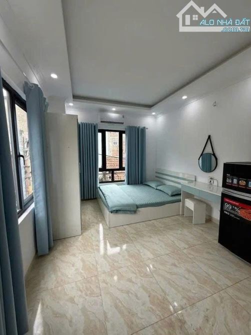 Bán nhà Cổ Nhuế, 36m x 5 tầng, chỉ 7 tỷ, tặng nội thất, 2 nhà ra ô tô, nở hậu, - 1