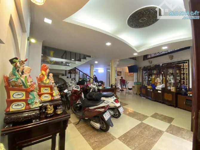 🏠 Bán nhà Trần Đình Xu Quận 1 – Biệt thự 5 tầng ngang 9.5m, diện tích 141m² - 1