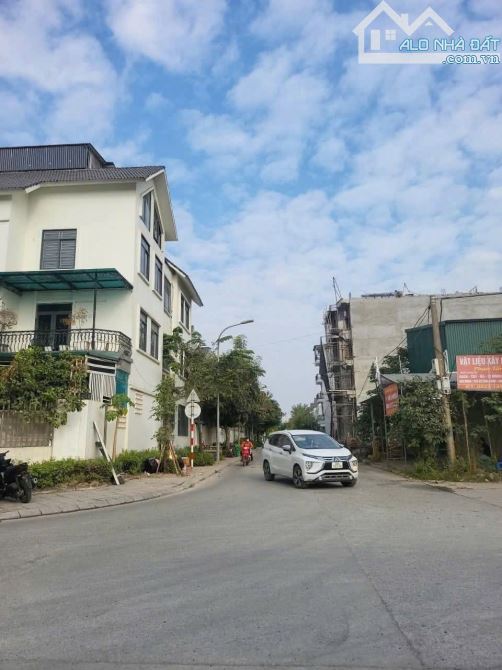 CHÍNH CHỦ bán đất DV phân lô vỉa hè Đồng Giường, La Phù, Hoài Đức - 1