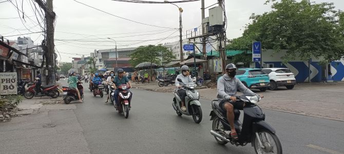 Bán lô đất Đức Giang, vuông vắn cực đẹp, ngõ thông, ô tô tránh, sát đường 15m mới mở - 1