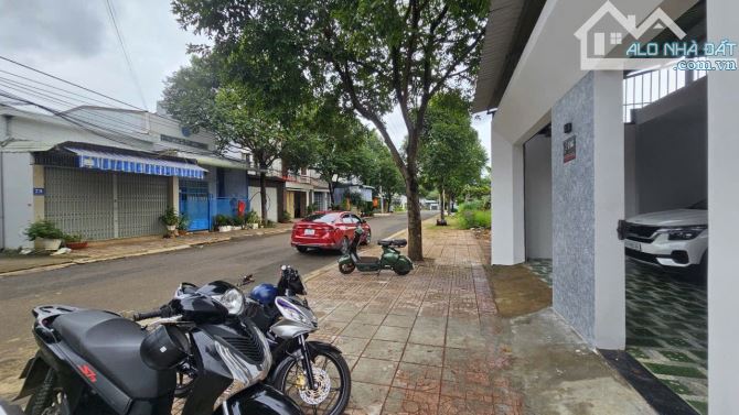 NHÀ MÊ MẶT TIỀN ĐƯỜNG NGUYỄN PHÚC CHU - KHU TÁI ĐỊNH CƯ THÀNH NHẤT - Loctran - 15