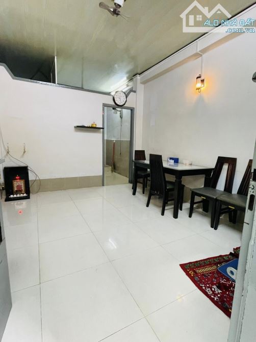 Bán nhà hẻm 3 gác thẳng 1 trục Trần Phú Q.5 : 24m2 - 3,5m x 7,5m - 15