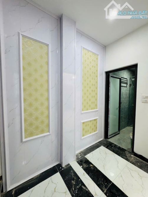 LÔ GÓC 5 TẦNG YÊN LỘ – Ô TÔ ĐỖ TẬN CỬA – 6.7 TỶ - 3