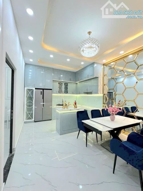 BÁN BIỆT THỰ PHẠM HỮU LẦU – CẠNH PHÚ MỸ HƯNG Q7, 110m², 5PN, 8,9 TỶ - 2