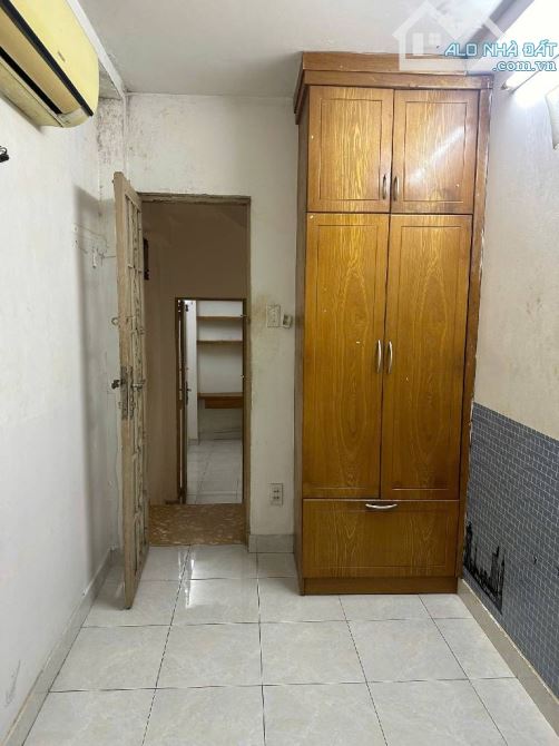 TRẦN BÌNH TRỌNG P5 BÌNH THẠNH NHỈNH 2 Tỷ CÓ HỘ KHẨU NGAY TRUNG TÂM TP HCM. - 2