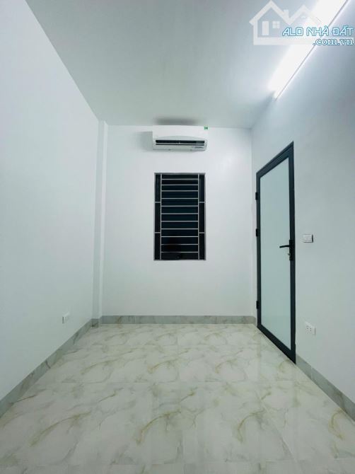 🏡 Bán nhà 4 tầng lô góc Chùa Láng – thoáng sáng, thiết kế đẹp, sổ đỏ chính chủ - 2