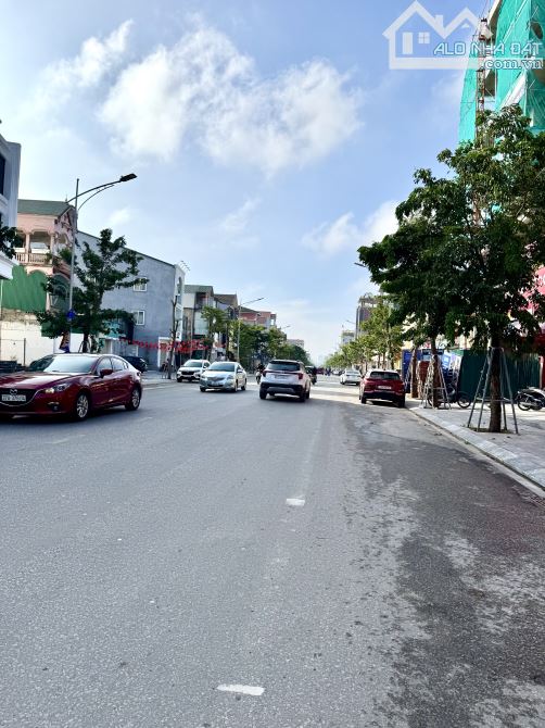BÁN ĐẤT ĐƯỜNG NGUYỄN VĂN CỪ - NGHỆ AN - 2