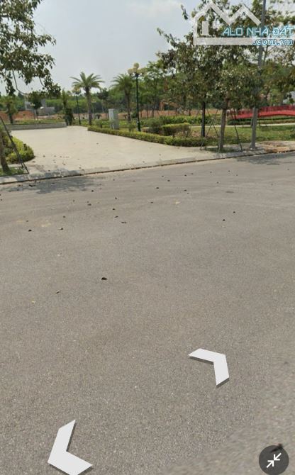 Bán 2 lô  vieu công viên cầu tình yêu hồ nhỏ thuộc khu dân cư 577 - 2