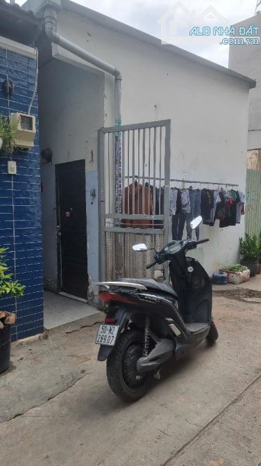 BÌNH TÂN - NHÀ 2 MẶT HẺM -XE HƠI TRÁNH NHAU. - 2